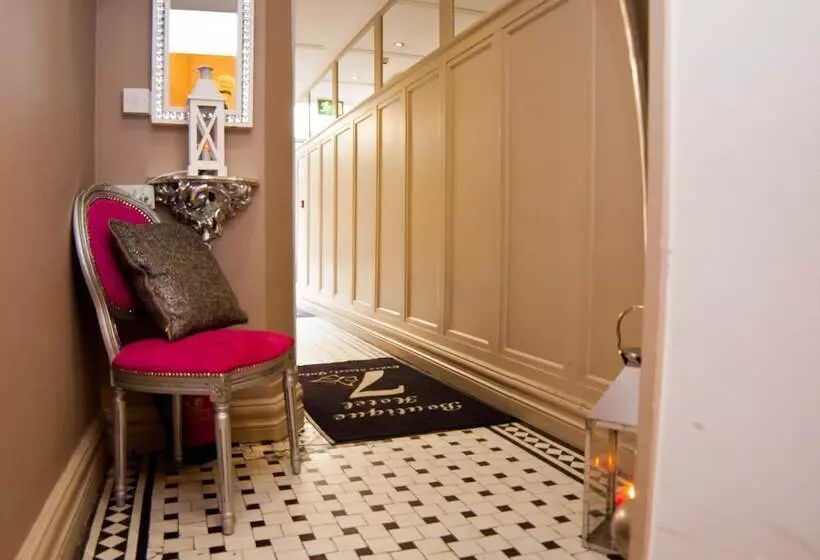 Fotos del hotel 7 Boutique:  25