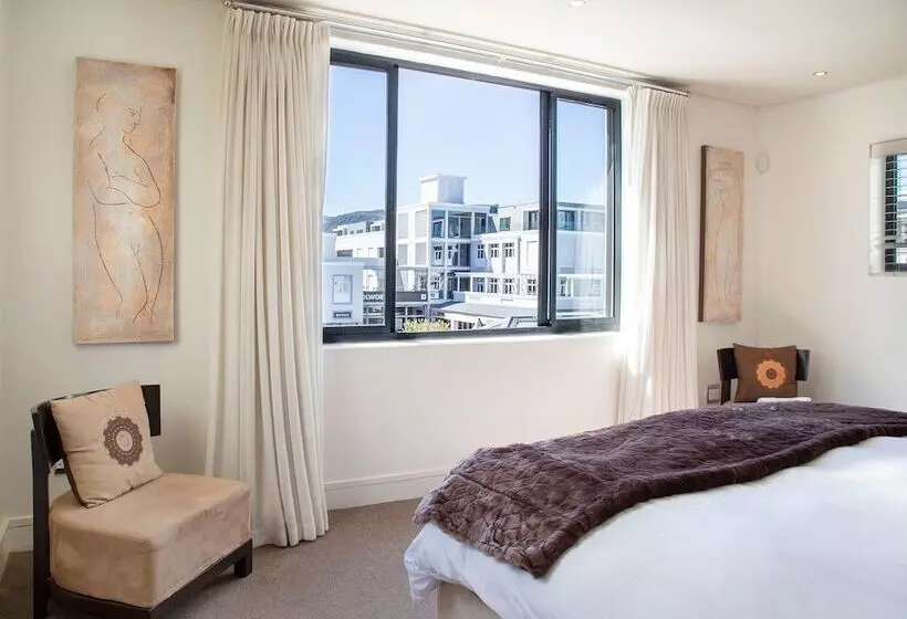 Fotos del hotel Marine Square Luxury Suites:  10