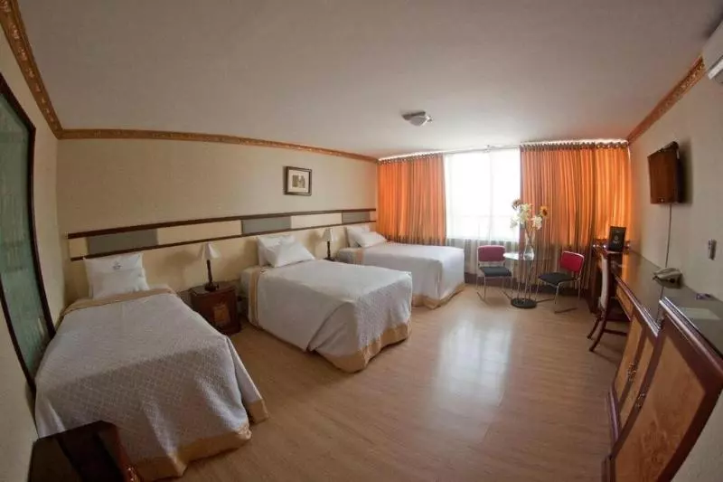 Oro Inn