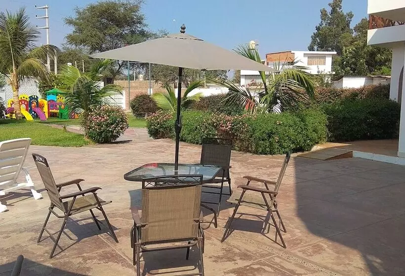 Fotos del hotel Cocos Inn:  8