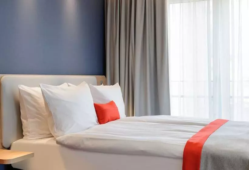 Fotos del hotel Holiday Inn Express - Berlin - Alexanderplatz, An Ihg:  4