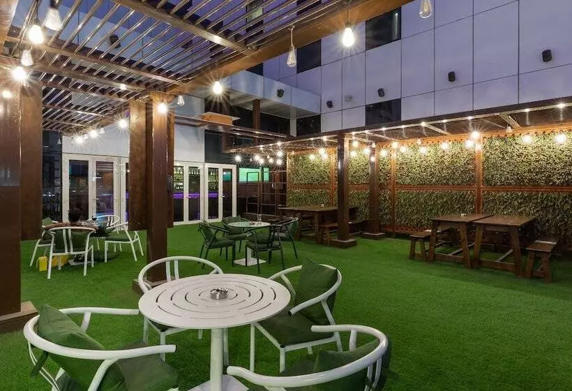 Fotos del hotel Premier Inn Dubai Ibn Battuta Mall:  14