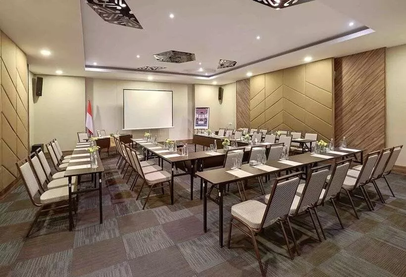 Fotos del hotel Swissbelresort Pecatu:  8