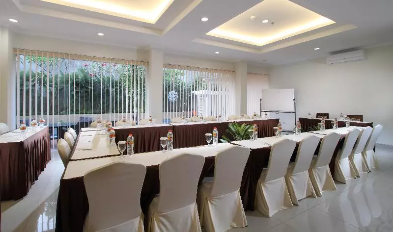 Fotos del hotel Emersia Malioboro:  5