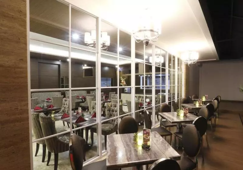 Fotos del hotel Regata:  15