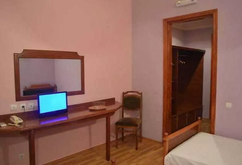 Fotos del hotel Tirifi Holiday:  17