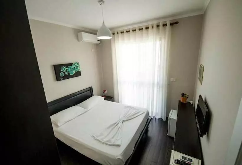 Fotos del hotel Kadrisa:  10
