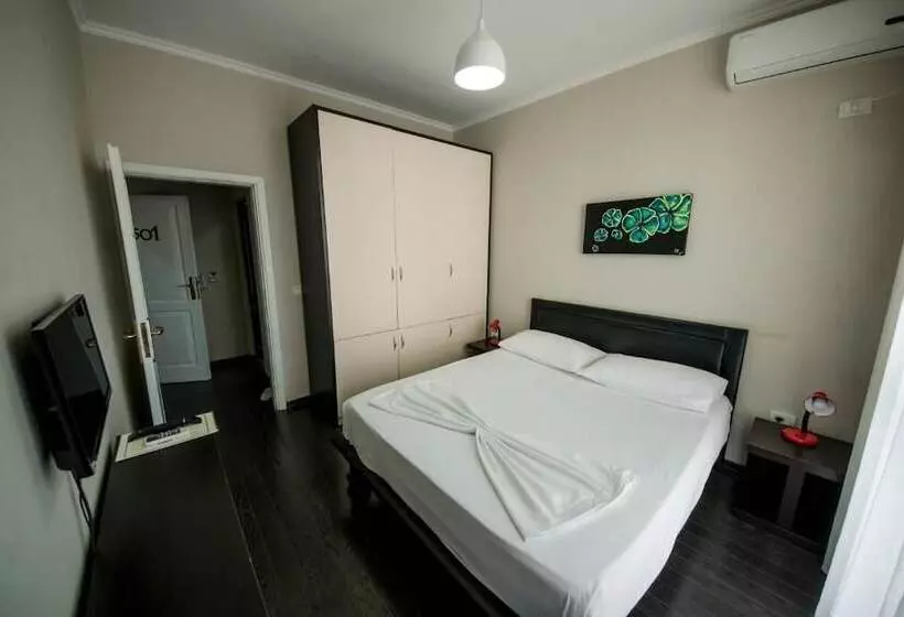 Fotos del hotel Kadrisa:  13