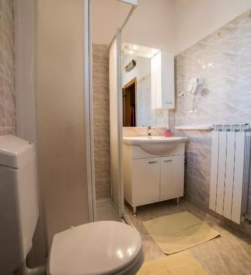 Fotos del hotel Pansion Valbruna:  12
