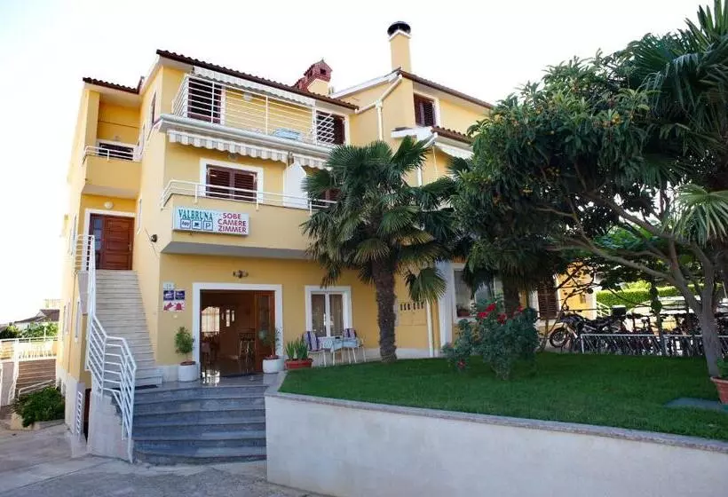 Fotos del hotel Pansion Valbruna:  23