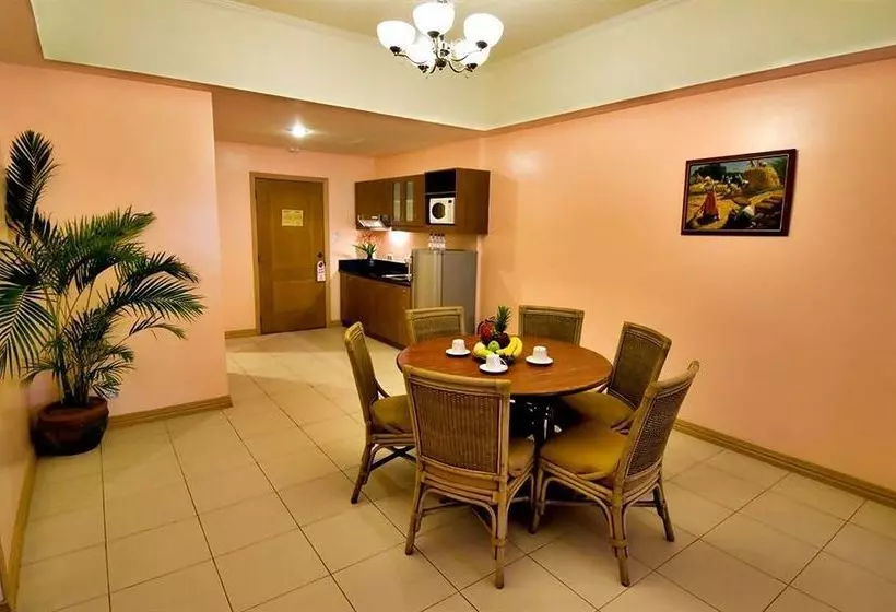 Fotos del hotel Subic Holiday Villas:  20