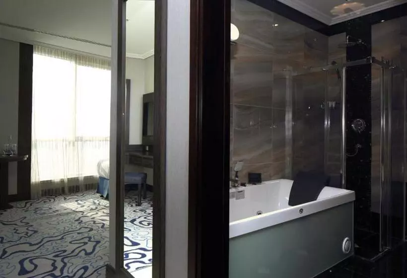 Fotos del hotel Swiss International Royal Hotel Riyadh:  25