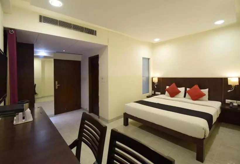 Fotos del hotel Fabhotel Radiant Star Lalkothi:  8