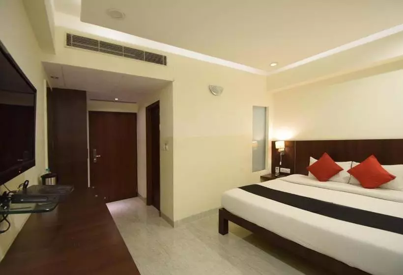 Fotos del hotel Fabhotel Radiant Star Lalkothi:  15