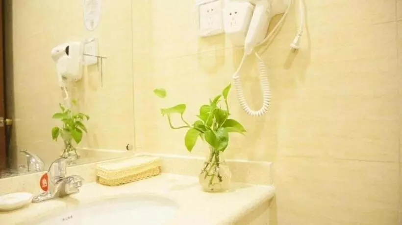 Fotos del hotel Greentree Inn Anhui Hefei South Railway Station Damo Sqaure Business:  8