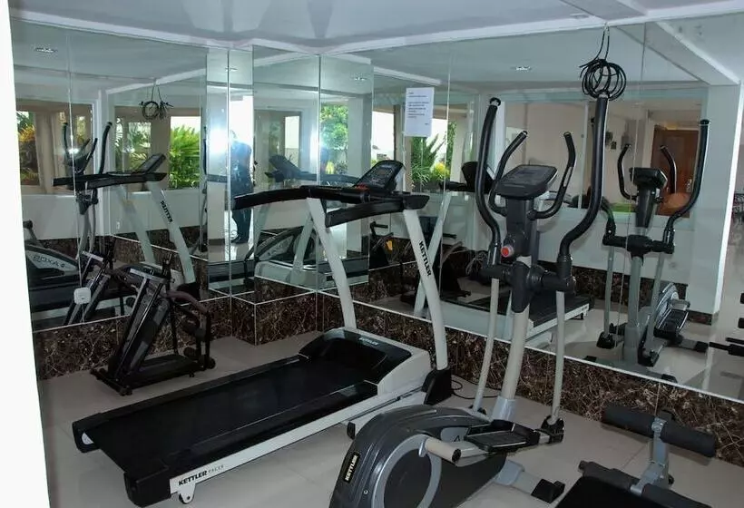 Fotos del hotel Grand Kasira:  4