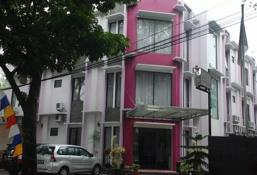 Fotos del hotel Latief Inn:  5