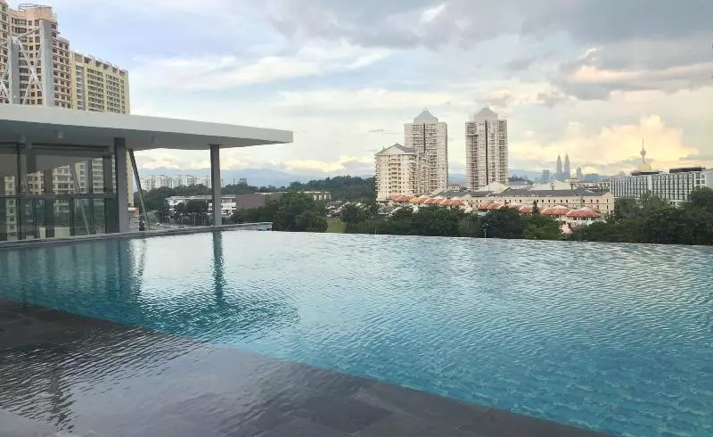 Fotos del hotel The Signature Hotel & Serviced Suites Kuala Lumpur:  2