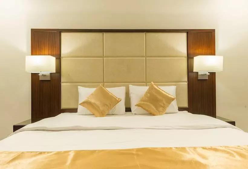 Fotos del hotel Laten Suites:  17