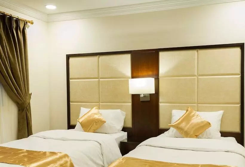 Fotos del hotel Laten Suites:  18