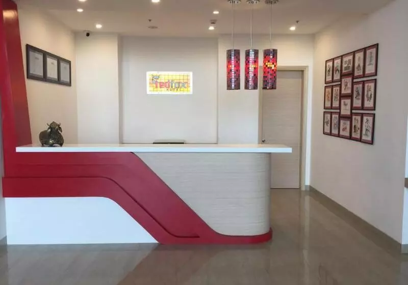Fotos del hotel Red Fox Hotel, Sector 60, Gurugram:  2