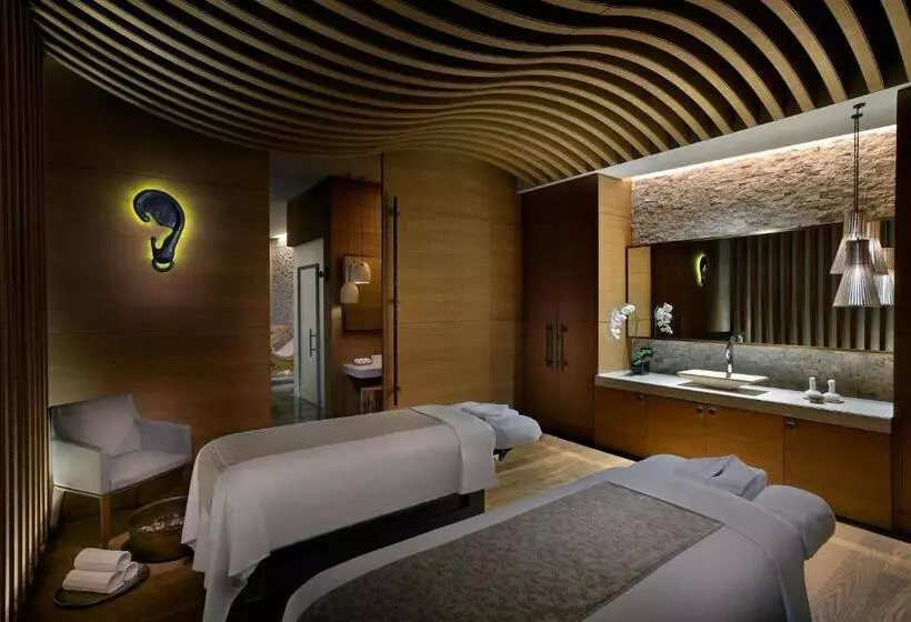 Renaissance Downtown Hotel, Dubai