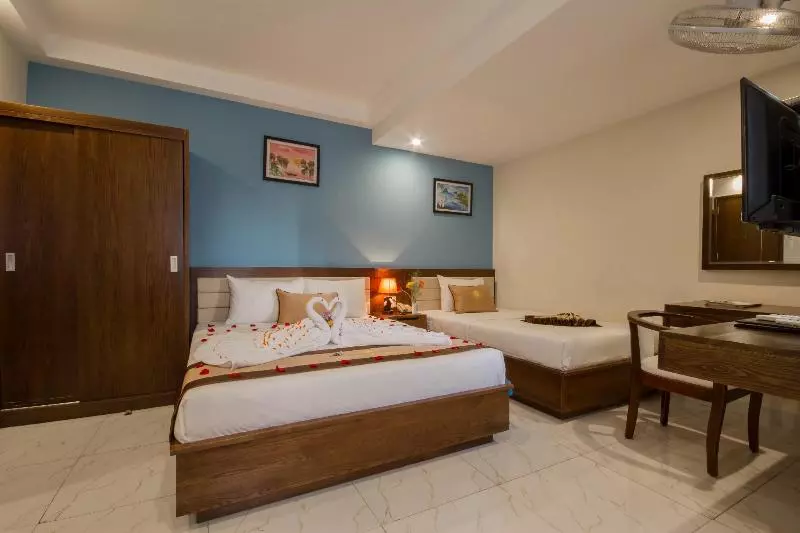 Fotos del hotel Happy Sky:  2