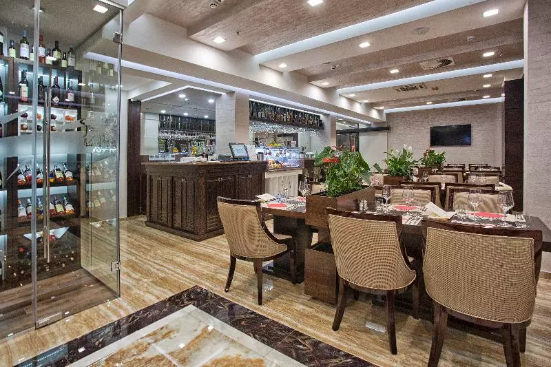 Fotos del hotel Wellness & Spa Hotel Acd:  3