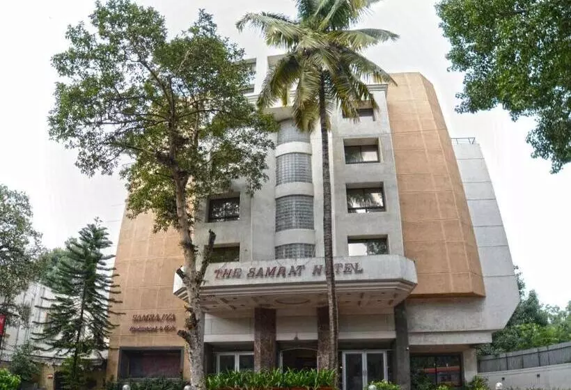The Samrat Hotel Near Pune Railway Station