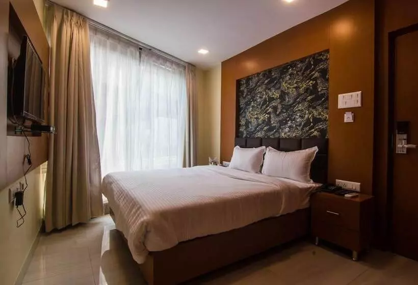 Fotos del hotel Sawood International:  16