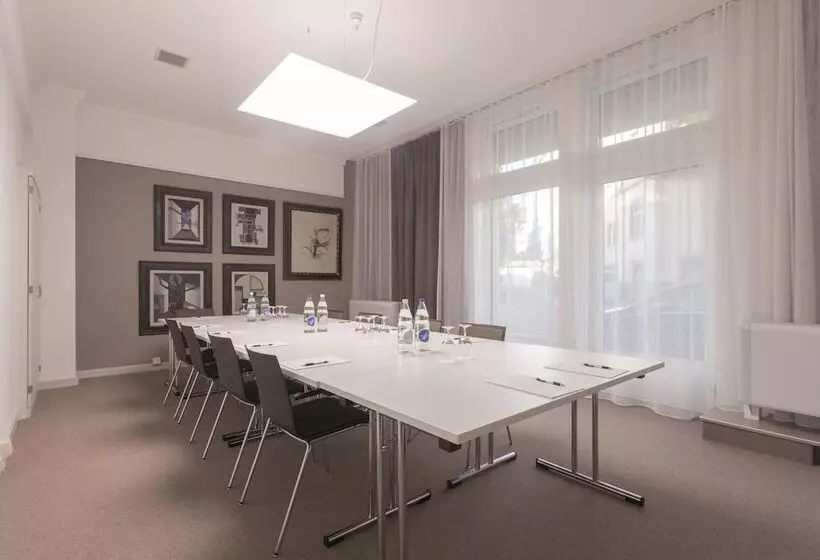 Fotos del hotel Ema House Serviced Apartments Unterstrass:  7