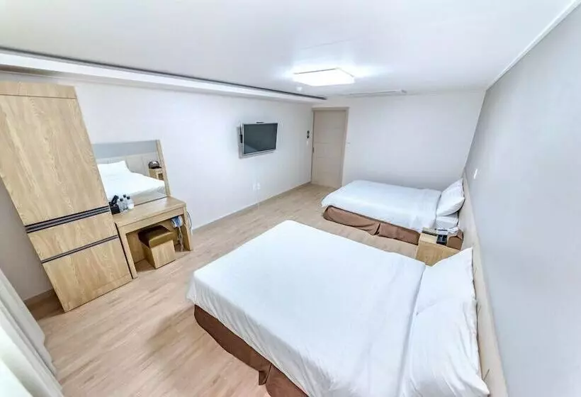 Fotos del hotel Jungmoon City:  14