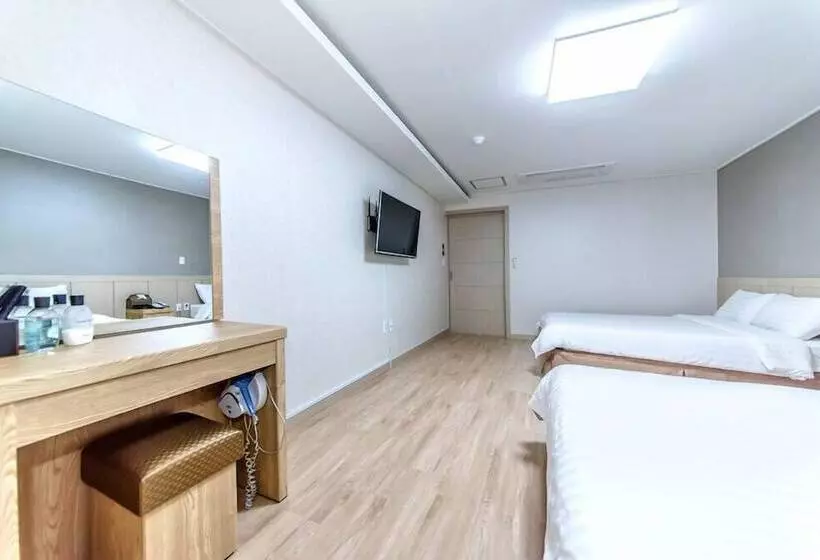 Fotos del hotel Jungmoon City:  20