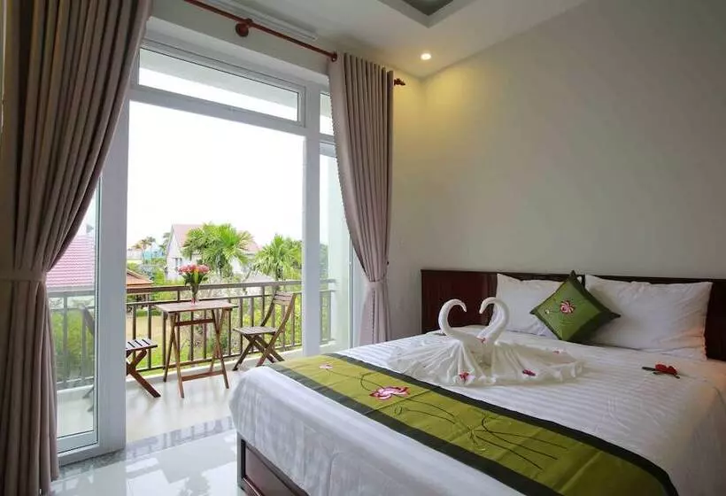 Fotos del hotel La Uy Villa:  17
