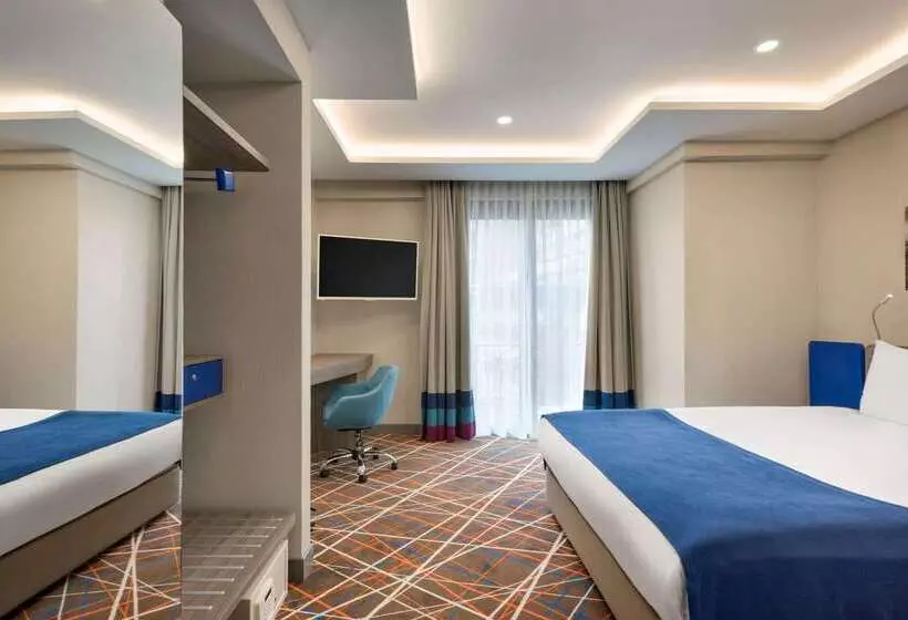 Fotos del hotel Tryp By Wyndham Istanbul Taksim:  23
