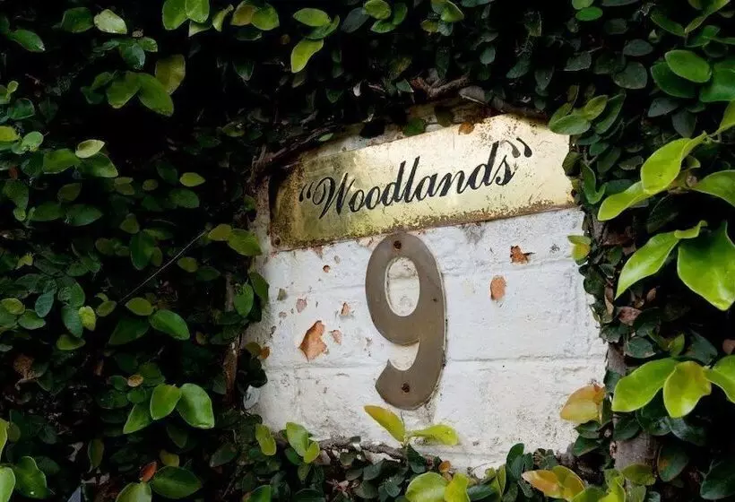 Fotos del hotel Woodlands Guest Lodge:  8