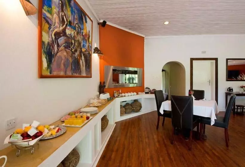 Fotos del hotel Woodlands Guest Lodge:  19