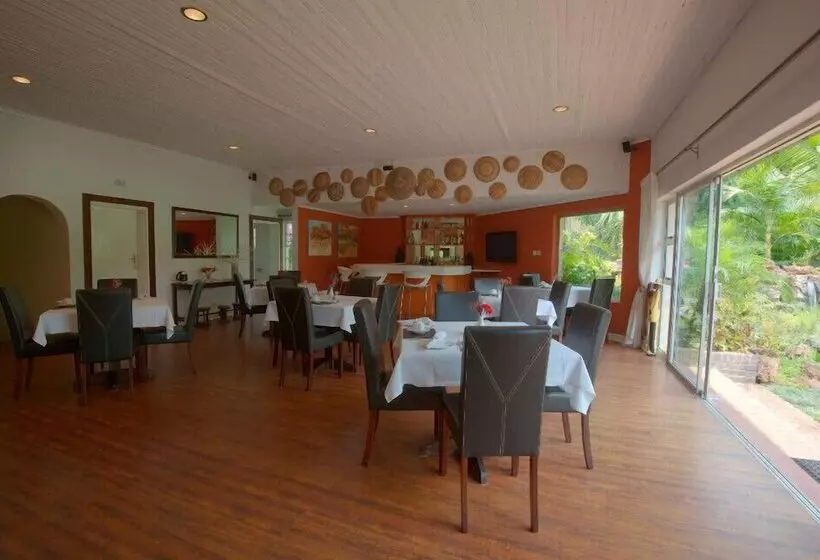Fotos del hotel Woodlands Guest Lodge:  11