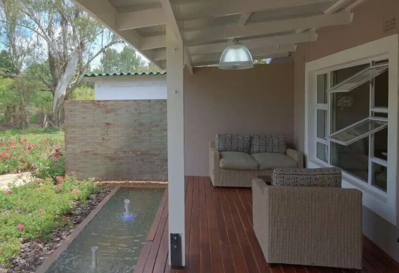 Fotos del hotel Woodlands Guest Lodge:  20