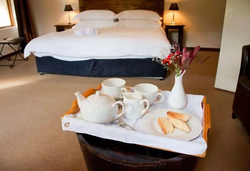 Fotos del hotel Woodlands Guest Lodge:  22