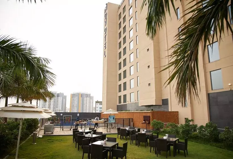 Fotos del hotel Novotel Chennai Omr:  12