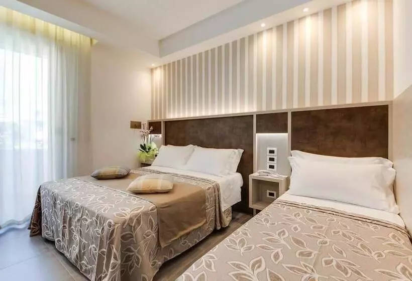 Fotos del hotel Cavour Cesenatico:  7