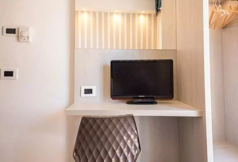 Fotos del hotel Cavour Cesenatico:  24