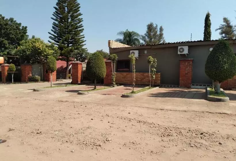 Fotos del hotel Sunset Junction Lodges & Tours:  15