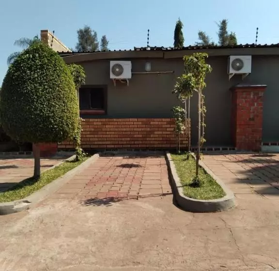 Fotos del hotel Sunset Junction Lodges & Tours:  17
