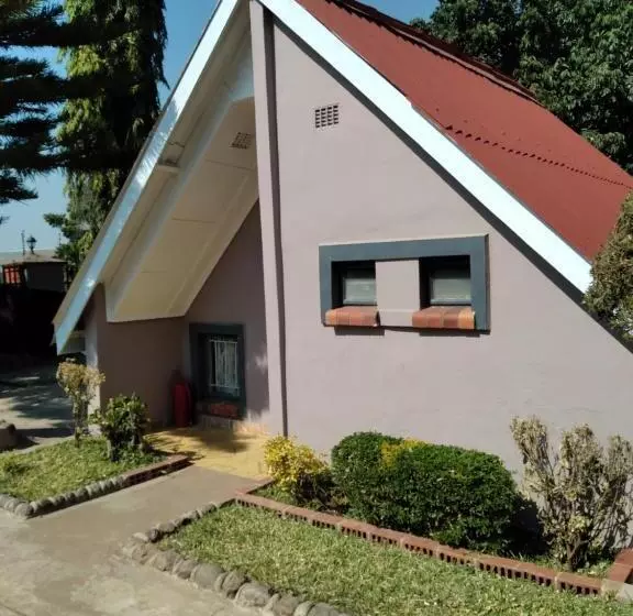 Fotos del hotel Sunset Junction Lodges & Tours:  12