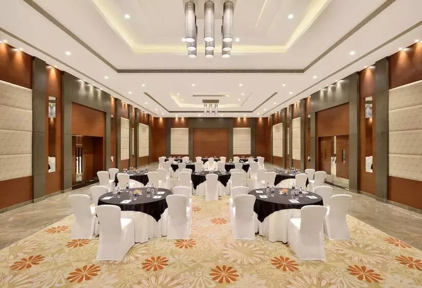 Fotos del hotel Radisson Blu Pune Hinjawadi:  25