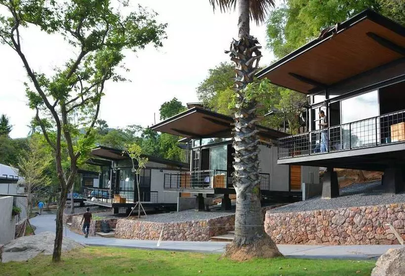 Fotos del hotel The Cabin Beach Resort:  14