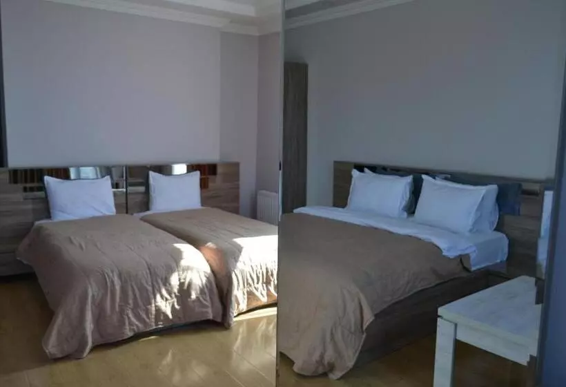Fotos del hotel Skyline Batumi:  17