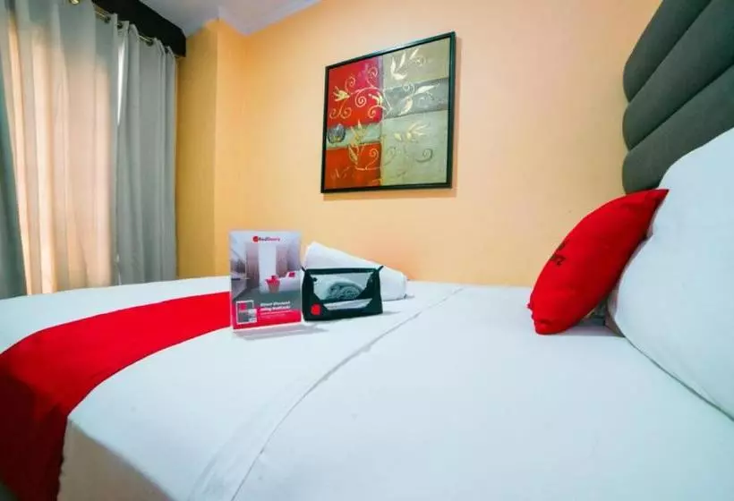 Fotos del hotel Reddoorz Plus @ Better Living Paranaque:  9